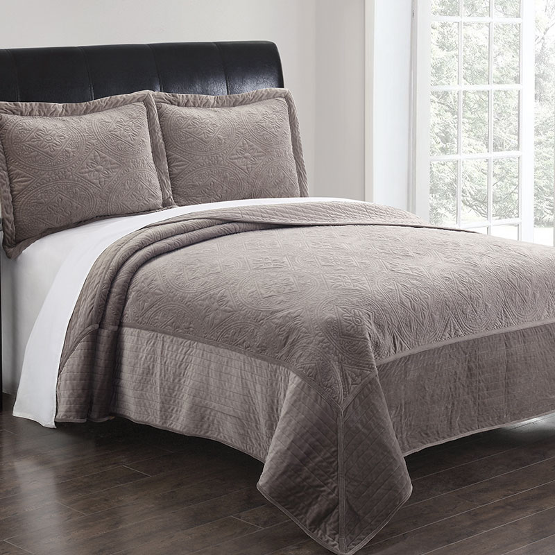 Mikrofiber flanel battaniyelerin statik elektrik üretimi üzerindeki etkisi nedir?